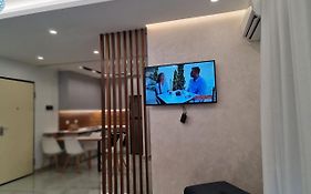 Alvi Apartment